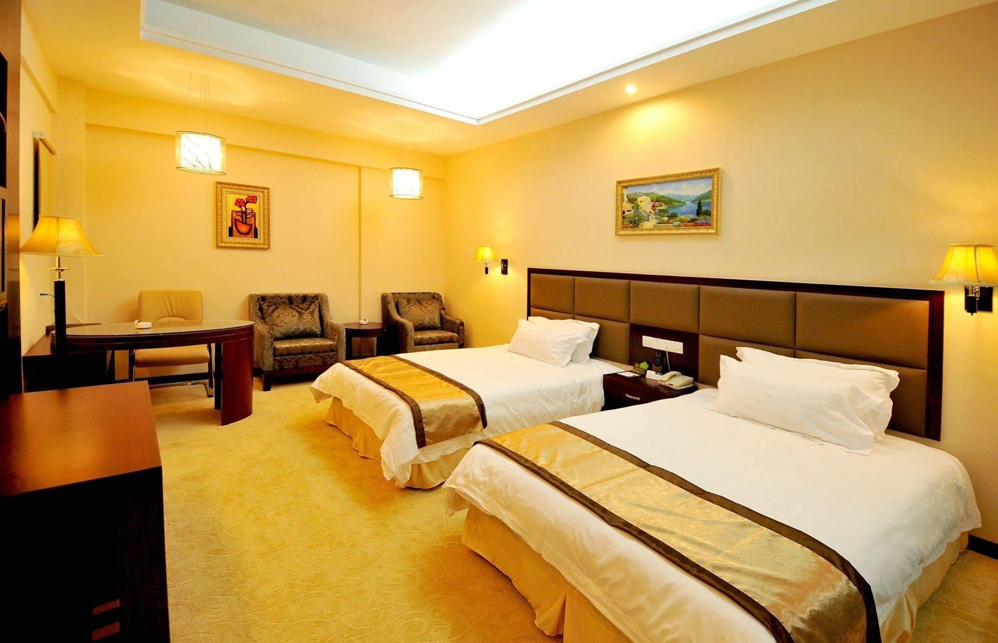 Ease Hotel Fun Wuhan Luaran gambar